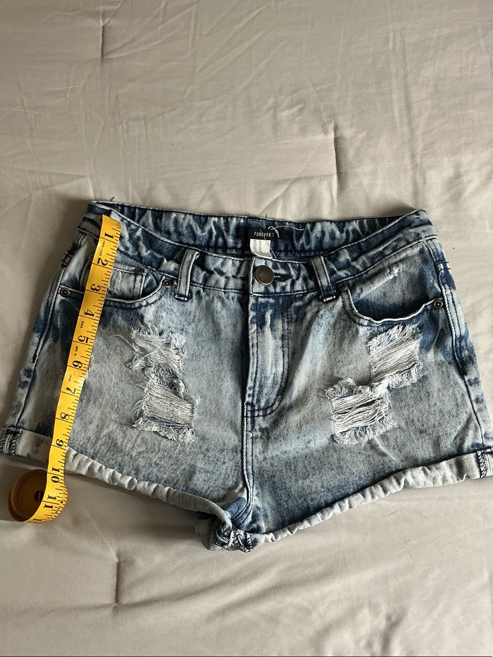 Forever 21 Distressed Light Blue Denim Jean Shorts size 25 for women